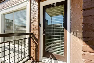 5916 Sandhurst Ln, Dallas, TX 75206 - Photo 34