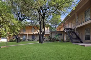 133 N Bailey Ave, Fort Worth, TX 76107 - Photo 4