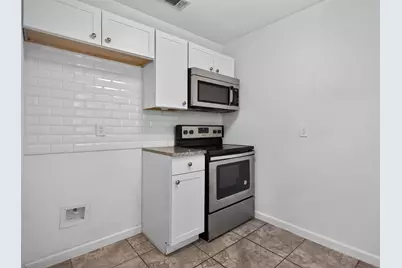 1618 Willow Street, Grand Prairie, TX 75050 - Photo 16