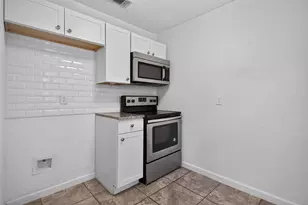 1618 Willow St, Grand Prairie, TX 75050 - Photo 16