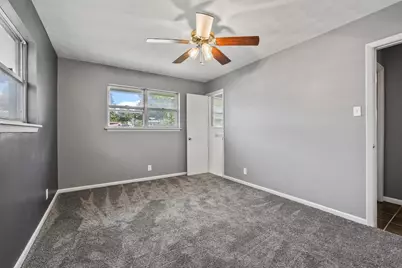 1301 Crestview Drive, Denison, TX 75020 - Photo 30