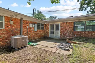 1301 Crestview Dr, Denison, TX 75020 - Photo 34