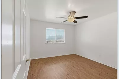119 Larchbrook Drive, DeSoto, TX 75115 - Photo 18