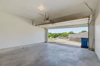 119 Larchbrook Drive, DeSoto, TX 75115 - Photo 24
