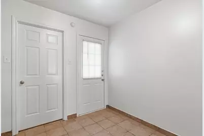 119 Larchbrook Drive, DeSoto, TX 75115 - Photo 12