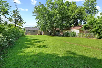709 W Hanna Street, Denison, TX 75020 - Photo 24