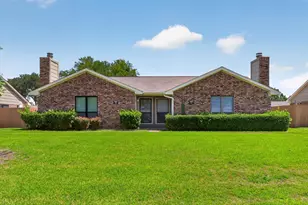 1805 W Spring Creek Pkwy, Plano, TX 75023 - Photo 2