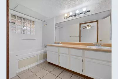 1805 W Spring Creek Parkway #SS1, Plano, TX 75023 - Photo 18