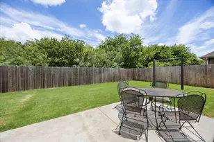 340 Canadian Ln, Burleson, TX 76028 - Photo 32