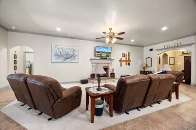 340 Canadian Lane, Burleson, TX 76028 - Photo 8
