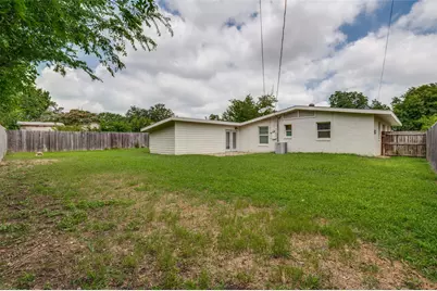 2114 Miriam Lane, Arlington, TX 76010 - Photo 12