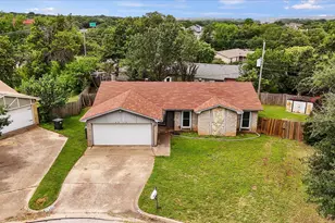 4212 Selina Ct, Arlington, TX 76016 - Photo 4