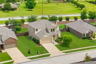 1306 Cedar Hollow Dr, Princeton, TX 75407 - Photo 2