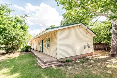 509 E Cedar Street, Nocona, TX 76255 - Photo 30