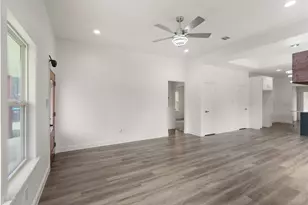 1015 Stella St, Fort Worth, TX 76104 - Photo 16