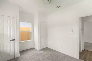 1015 Stella St, Fort Worth, TX 76104 - Photo 24