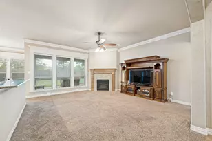 1402 Brynlee Ln, Mansfield, TX 76063 - Photo 6