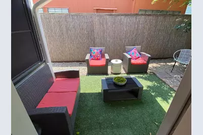 1531 McCoy Street, Dallas, TX 75204 - Photo 28
