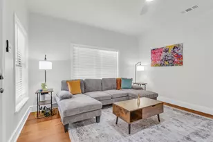 4121 Junius St, Dallas, TX 75246 - Photo 6