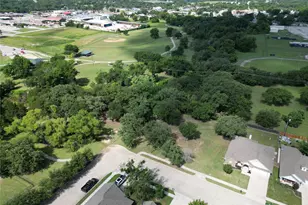 229 Firefly Dr, Springtown, TX 76082 - Photo 32