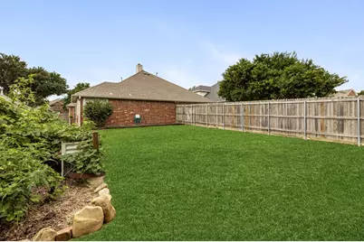 1632 Castle Pines Drive, Frisco, TX 75036 - Photo 18