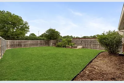 1632 Castle Pines Drive, Frisco, TX 75036 - Photo 16