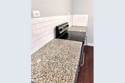 2842 Harlandale Avenue, Dallas, TX 75216 - Photo 6
