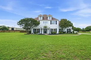 1301 Rolling Acres Dr, Argyle, TX 76226 - Photo 4