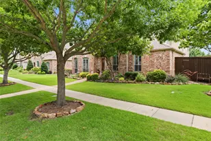 13243 Thornton Dr, Frisco, TX 75035 - Photo 2