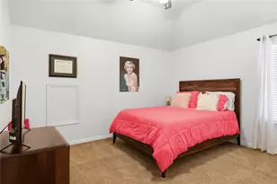 13243 Thornton Dr, Frisco, TX 75035 - Photo 32
