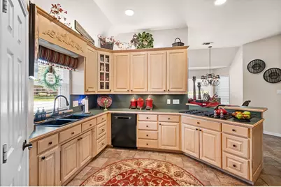 8825 Turnberry Court, Fort Worth, TX 76179 - Photo 4