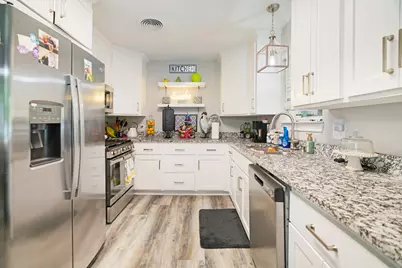 2435 Hubbard Street, Paris, TX 75460 - Photo 8