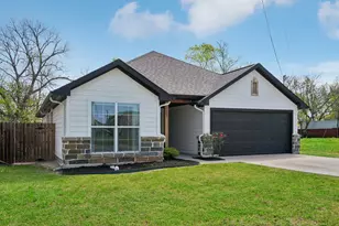 2605 Langford St, Greenville, TX 75401 - Photo 1