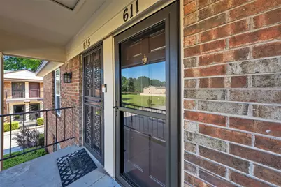 4024 Ridglea Country Club Drive #611, Fort Worth, TX 76126 - Photo 2