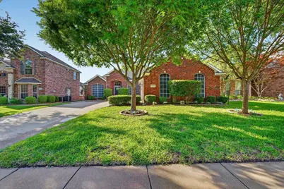 9506 Garrett Drive, Rowlett, TX 75089 - Photo 1