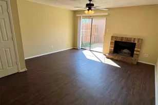 5765 Shadydell Dr, Fort Worth, TX 76135 - Photo 10