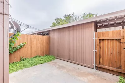 5765 Shadydell Drive, Fort Worth, TX 76135 - Photo 28