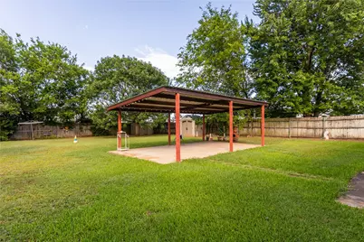 204 N Texas Street, Whitney, TX 76692 - Photo 12