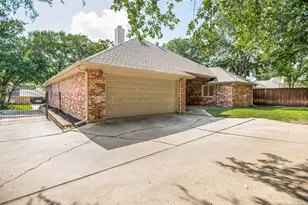 [Address not provided], Hurst, TX 76054 - Photo 24
