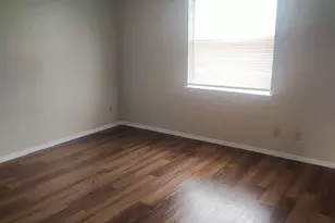 5909 Shadydell Dr, Fort Worth, TX 76135 - Photo 14