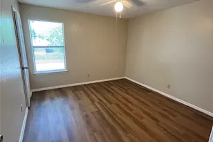 5909 Shadydell Dr, Fort Worth, TX 76135 - Photo 12