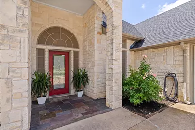 6705 Forest Oaks Court, Granbury, TX 76049 - Photo 4