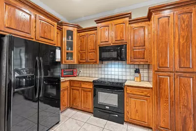 6705 Forest Oaks Court, Granbury, TX 76049 - Photo 16