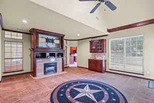 6705 Forest Oaks Ct, Granbury, TX 76049 - Photo 20