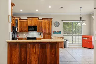 6705 Forest Oaks Ct, Granbury, TX 76049 - Photo 12