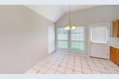 12603 Summer Hill Drive, Balch Springs, TX 75180 - Photo 6