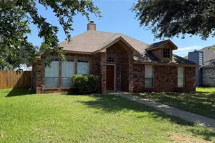 12603 Summer Hill Dr, Balch Springs, TX 75180 - Photo 2