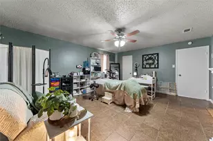 104 Melissa St, Eddy, TX 76524 - Photo 12