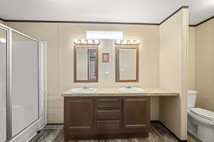 6619 Dayla Ct, Granbury, TX 76049 - Photo 18