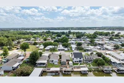6619 Dayla Court, Granbury, TX 76049 - Photo 2
